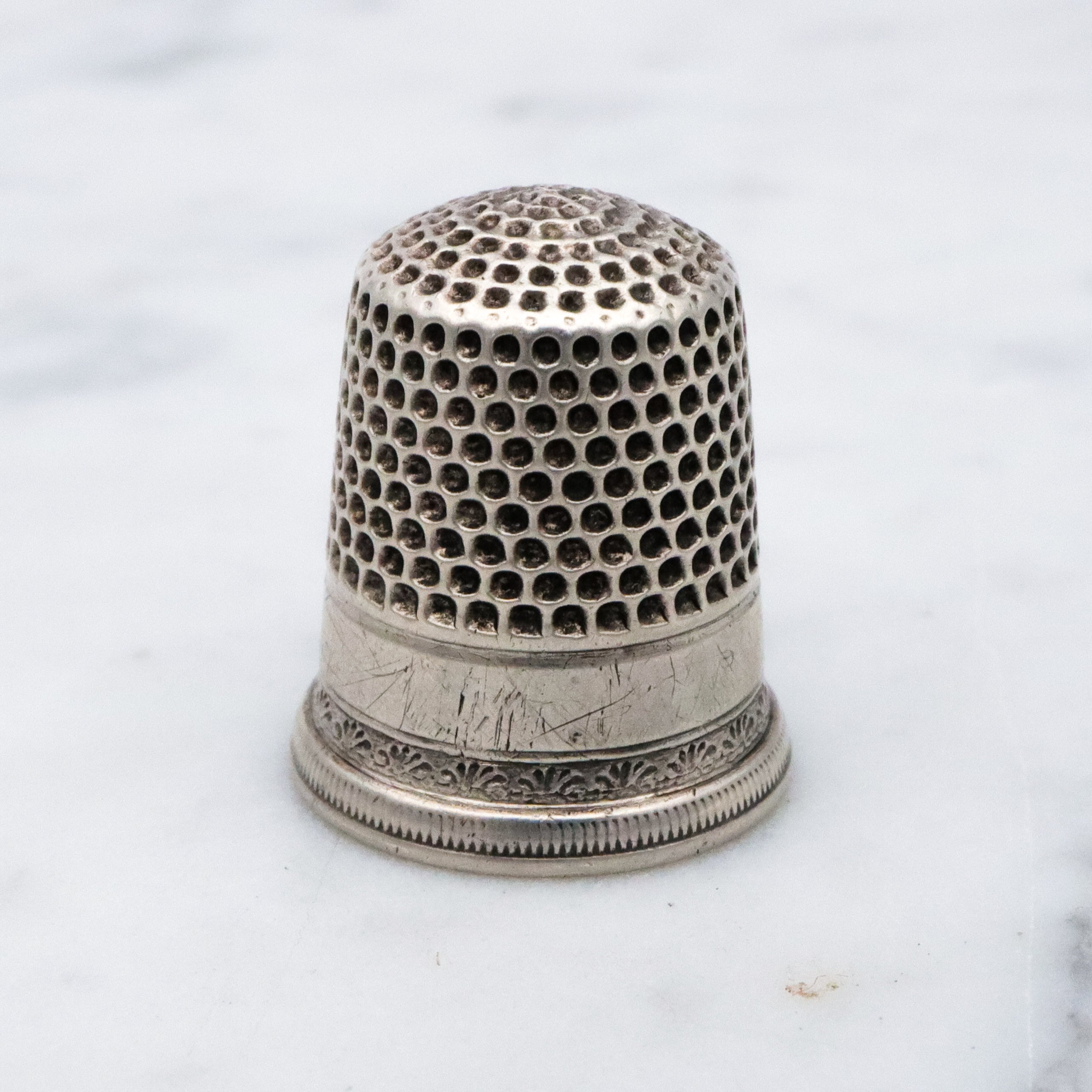 Antique Victorian sterling thimble size 6